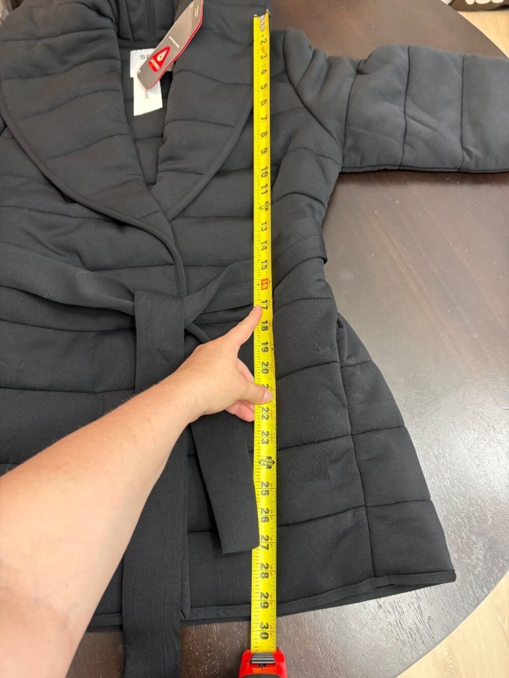 NEW Spanx Air Essentials Puffssentials Coat Very Black Belted Insulated Small - Picture 5 of 8